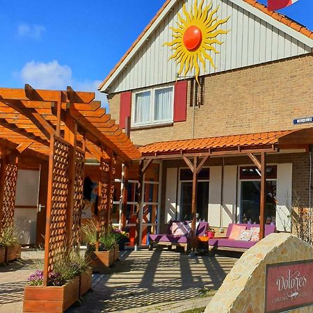 Hotel Dolores Ameland Nes  Esterno foto